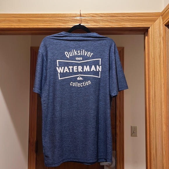 Blue Quicksilver Waterman collection tee - Picture 2 of 2